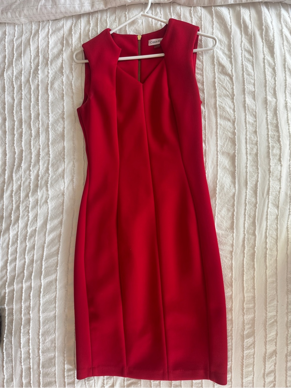 Calvin Klein Red Fitted V-Notch Sheath Dress